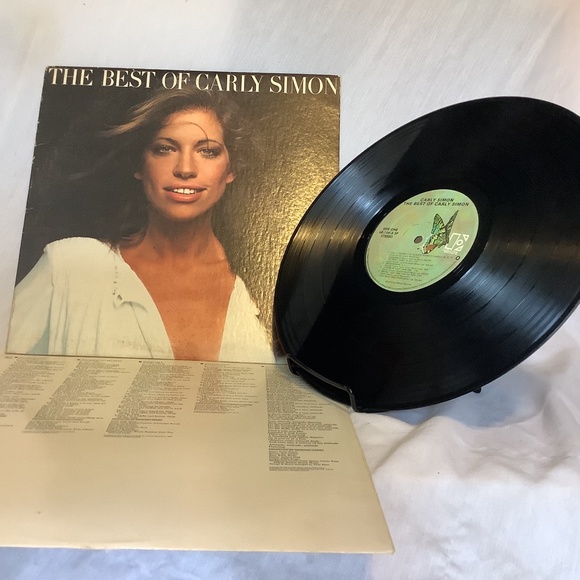 Carly Simon-Best of Carly Simon 1975 Vinyl Elektra Records+lyrics sleeve 6E-109 - Picture 1 of 5